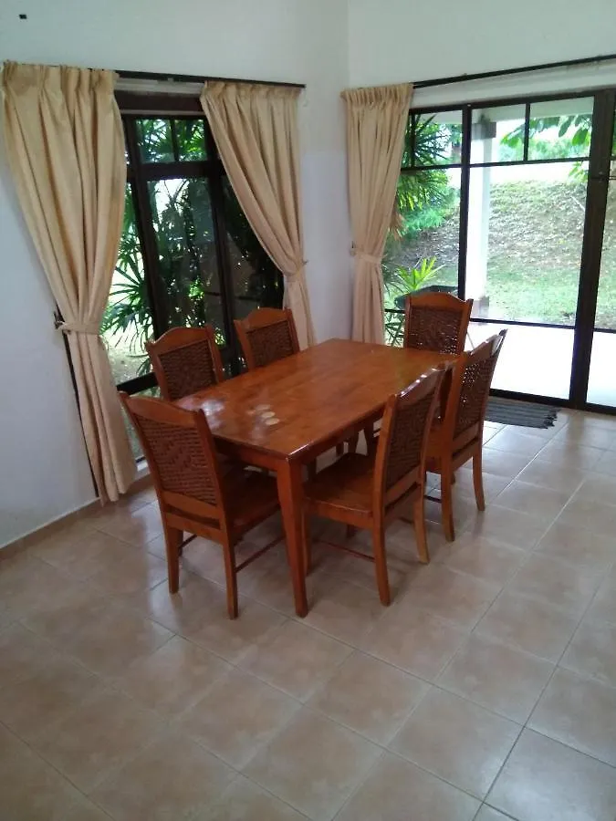 Holiday home A'Famosa Resort Villa 928 Private Pool 4 Rooms For Homestay Malacca